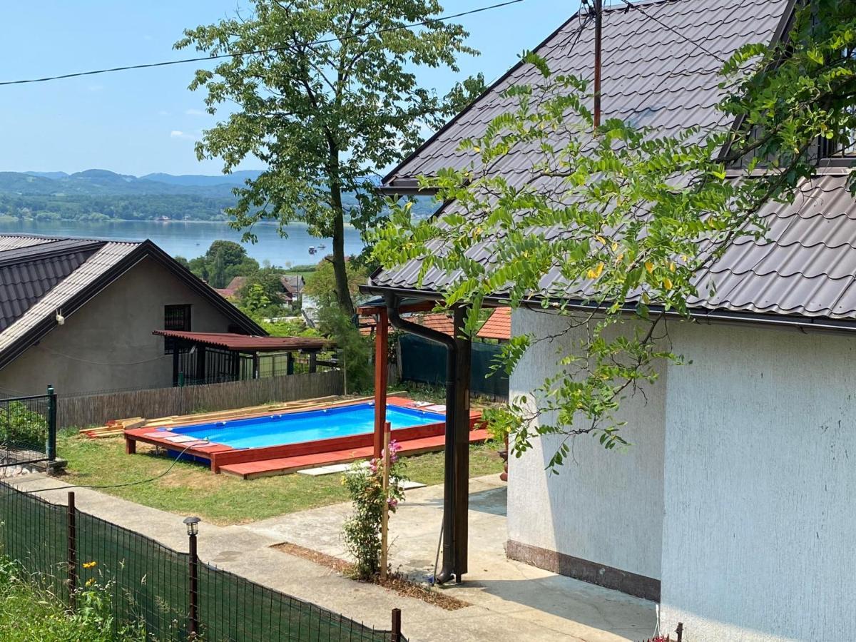 Asja Guest House Lukavac Exteriér fotografie